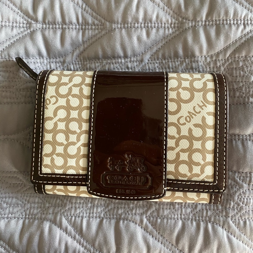 Coach Wallet Classic Brown Pattern - image 1